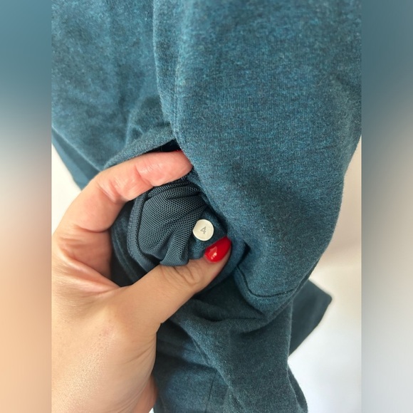 Lululemon Blissed Out Sleeveless Hoodie - Picture 9 of 12